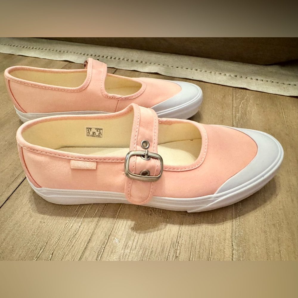 Vans Mary Jane Sneakers in Ballet Pink Satin w/Buckle, NWOB, Women’s Multiple - Picture 7 of 15